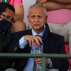 Los árbitros se lanzan contra Castrilli y amenazan con un paro