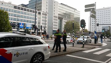 Police officers secure the area after Dutch police arrested a suspect after a shooting in Rotterdam, Netherlands, September 28, 2023. REUTERS/Piroschka van de Wouw