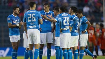 Cruz Azul vence a Pachuca pero queda fuera de la Liguilla