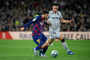 3 Títulos: 1 liga montenegrina, 1 Copa portuguesa y 1 Copa montenegrina. 