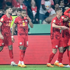 Olmo y Nkunku dan al Lepizig su segunda Pokal