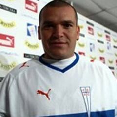 Salmerón, el '9' que dejó plantada a la UC luego de ser presentado