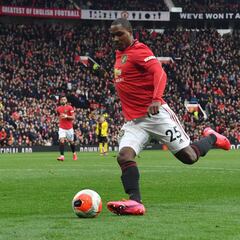 Ighalo pide al Shanghai Shenhua "acabar la temporada en el Manchester United"