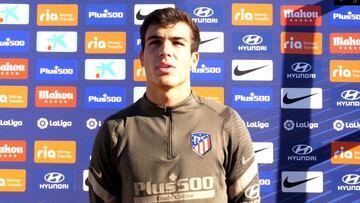 Manu S&aacute;nchez hablando con los medios oficiales del Atl&eacute;tico