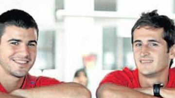 <b>SONRIENTES. </b>Braulio y Vara tiene motivos para la alegría: jugaron con el Atlético en Amsterdam y cuajaron una buena actuación.