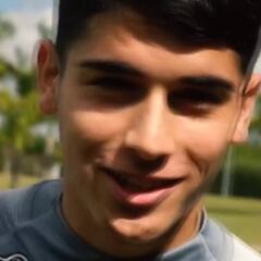 ¡Araos recordó su primer gol en Corinthians en un perfecto portugués!