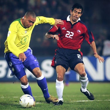 “Jugué contra Ronaldo y marqué a Riquelme... Siempre quise estar en un Mundial con Chile, pero no se dio”