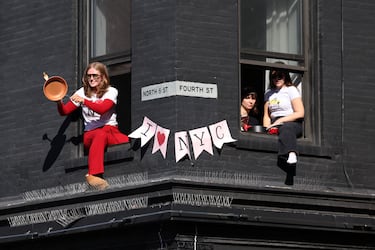 From rooftop parties to costume cheers: How New York City Marathon fans go all out to watch the race