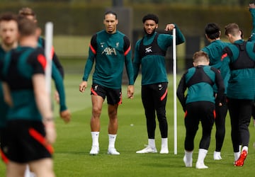 Imágenes del entrenamiento de Liverpool a tres días de jugar ante Real Madrid en la final de la Champions. Los Reds buscan su séptimo título en la Copa de Europa.