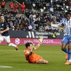 El Ibiza de Paco Jémez arrasa sin piedad a un Málaga vergonzoso