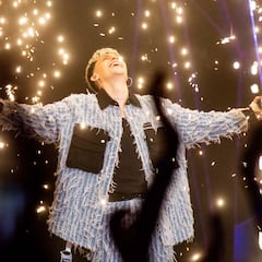 Quién es Almácor, el cantante que busca ganar el Benidorm Fest 2024 con ‘Brillos platino’