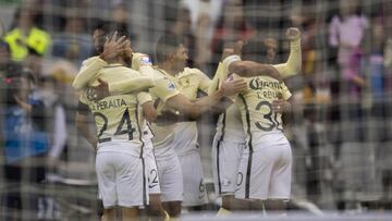 Action photo during the match America vs Veracruz, Corresponding 4st round of tournament Clausura 2017 of the League BBVA Bancomer MX, at Azteca Stadium.
Foto de accion durante el partido America vs Veracruz, Correspondiente a la Jornada 4 del Torneo Clausura 2017 de la Liga BBVA Bancomer MX, en el Estadio Azteca, en la foto: Cecilio Dominguez celebra su gol de America xon ribe Peralta, Edson ALvarez
28/01/2017/MEXSPORT/David Leah.