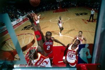 1986, otro partido de Moses Malone con Philadelphia 76'ers contra Atlanta Hawks.