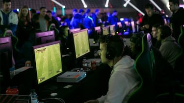 DhTekKz, ganador de la FUT 18 Champions Cup de FIFA