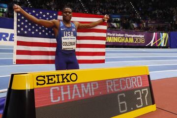 Christian Coleman, tras ganar el Mundial indoor de Birmingham.