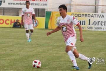 Mediocampista paraguayo de 25 años, quien llega al Atlético de San Luis procedente del Sportivo San Lorenzo de su país. Es conocido como el 'Mudo' Valdez.