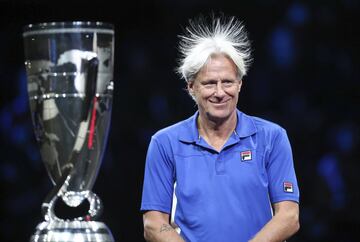 El capitán del Equipo de Europa, Bjoern Borg, durante la ceremonia de inauguración de la Copa Laver de tenis hoy, 22 de septiembre de 2017. Praga acoge por primera vez este torneo, llamado así en honor a la leyenda australiana Rod Laver.