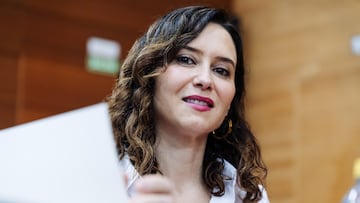 La presidenta de la Comunidad de Madrid, Isabel Díaz Ayuso, durante una sesión plenaria en la Asamblea de Madrid, a 14 de marzo de 2024, en Madrid (España). La Asamblea de Madrid es hoy escenario del primer choque entre la izquierda --PSOE y Más Madrid-- y de la presidenta autonómica, Isabel Díaz Ayuso, tras conocerse la denuncia de la Fiscalía Provincial contra su pareja por dos delitos fiscales, delitos de defraudación tributaria y uno de falsedad de documento mercantil por los que se habrían evadido casi 351.000 euros.
14 MARZO 2024;PLENO;PAREJA;HACIENDA;FISCALÍA;EVASIÓN
Carlos Luján / Europa Press
14/03/2024