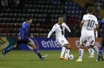 La lluvia que cayó en Talcahuano casi impide la realización del partido. Igual pudieron jugar en el CAP.