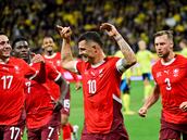 Suiza deja tiritando a Suecia