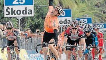 Koldo Fernández logra el doctorado como sprinter