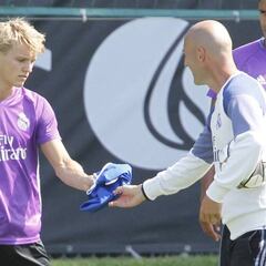 Odegaard: en Noruega dicen que se va cedido al Rennes