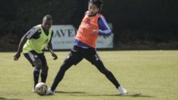 Fabián Vargas, Lewis Ochoa y Fernando Uribe terminan procesos de recuperación