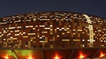 <b>A PUNTO. </b> Todo está preparado en el estadio Soccer City para la inaguración del Mundial.