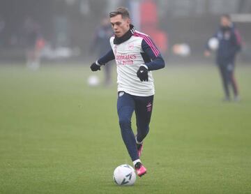  Leandro Trossard of Arsenal 