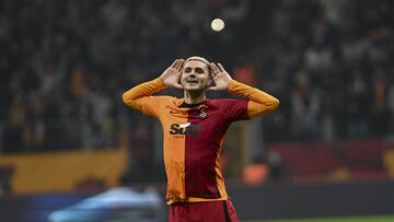 ISTANBUL, TURKIYE - FEBRUARY 1: Mauro Icardi of Galatasaray celebrates after scoring a goal during Turkish Super Lig week 22 match between Galatasaray and HangiKredi Umraniyespor at Nef Stadium in Istanbul, Turkiye on February 1, 2023. (Photo by Mehmet Eser/Anadolu Agency via Getty Images)