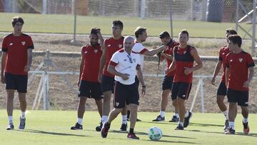 Sampaoli planea una revolución en el once.