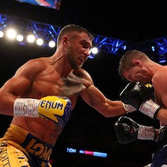 El Lomachenko más cerebral aplasta a Campbell en Londres