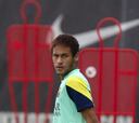Neymar: "Vale la pena viajar para defender a la Selección"