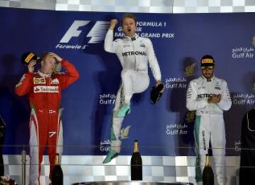 Nico Rosberg, Kimi Raikkonen y Lewis Hamilton en el podio.