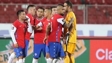 Nosotros le pagamos el sueldo