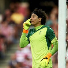 Ochoa, el segundo con más atajadas tras 8 fechas en La Liga