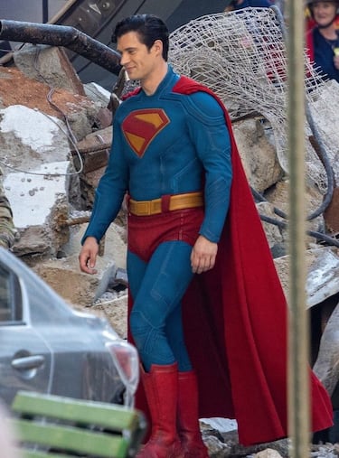 First on-set images of the new Superman by David Corenswet and Rachel Brosnahan’s Lois Lane surface
