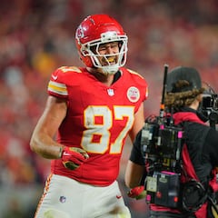 Travis Kelce channels Taylor Swift’s “Fate of Ophelia” dance after touchdown and Swifties are losing it