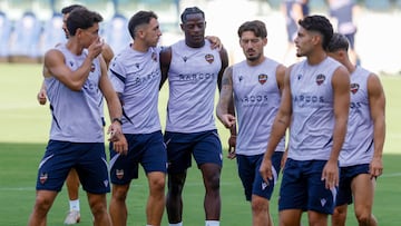 13/09/25
ENTRENAMIENTO DEL LEVANTE UD - ETTA EYONG