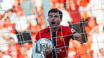 Mateu Morey, defensa del RCD Mallorca, celebra el gol 800 del Mallorca en Son Moix, su primer gol como profesional en el empate a uno ante el Celta.