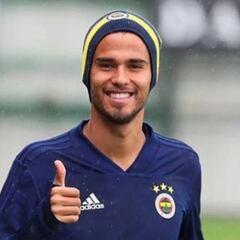 Diego Reyes no entraría en planes del Fenerbahce