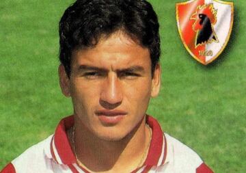 Deslumbró en O'Higgins junto a Mario Núñez y tras una ardua disputa fue comprado por Bari y cedido al Cacique. Se lesionó y no jugó.