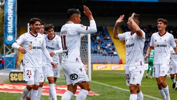 Futbol, Huachipato vs Deportes la Serena.
Fecha 7, campeonato Nacional 2022.
El jugador deDeportes la Serena Richard Paredes,  izquierda, celebra su gol contra Huachipato durante el partido de primera division disputado en el estadio CAP de Talcahuano, Chile.
20/03/2022
Pablo Hidalgo/Photosport


Football, Huachipato vs Deportes La Serena.
Date 7, National Championship 2022.
Deportes la Serena's player Richard Paredes, left, celebrates after scoring Huachipato during the first division match held at the CAP stadium in Talcahuano, Chile.
03/20 /2022
Pablo Hidalgo/Photosport