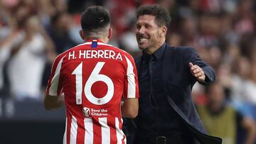 Simeone felicita a Héctor Herrera en el Atlético-Juventus