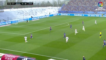 Este sí es el Vinicius que reclama el madridismo: jugada eléctrica que Benzema agradeció