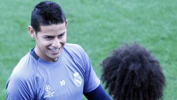 James se entrenó a tope y entra en la lista contra el Legia