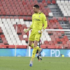 Bernabé: "La competencia en la portería es muy sana"