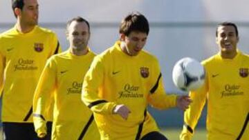 Messi acaparó todos los focos en el primer entrenamiento del Barcelona en Japón.
