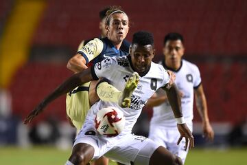 El delantero charrúa de 27 años llegó al futbol mexicano para el presente torneo. Hizo su debut en la jornada cuatro, en la sorpresiva victoria de los emplumados sobre Cruz Azul.