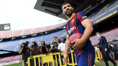 Aguero makes first Barcelona start after injury in training game